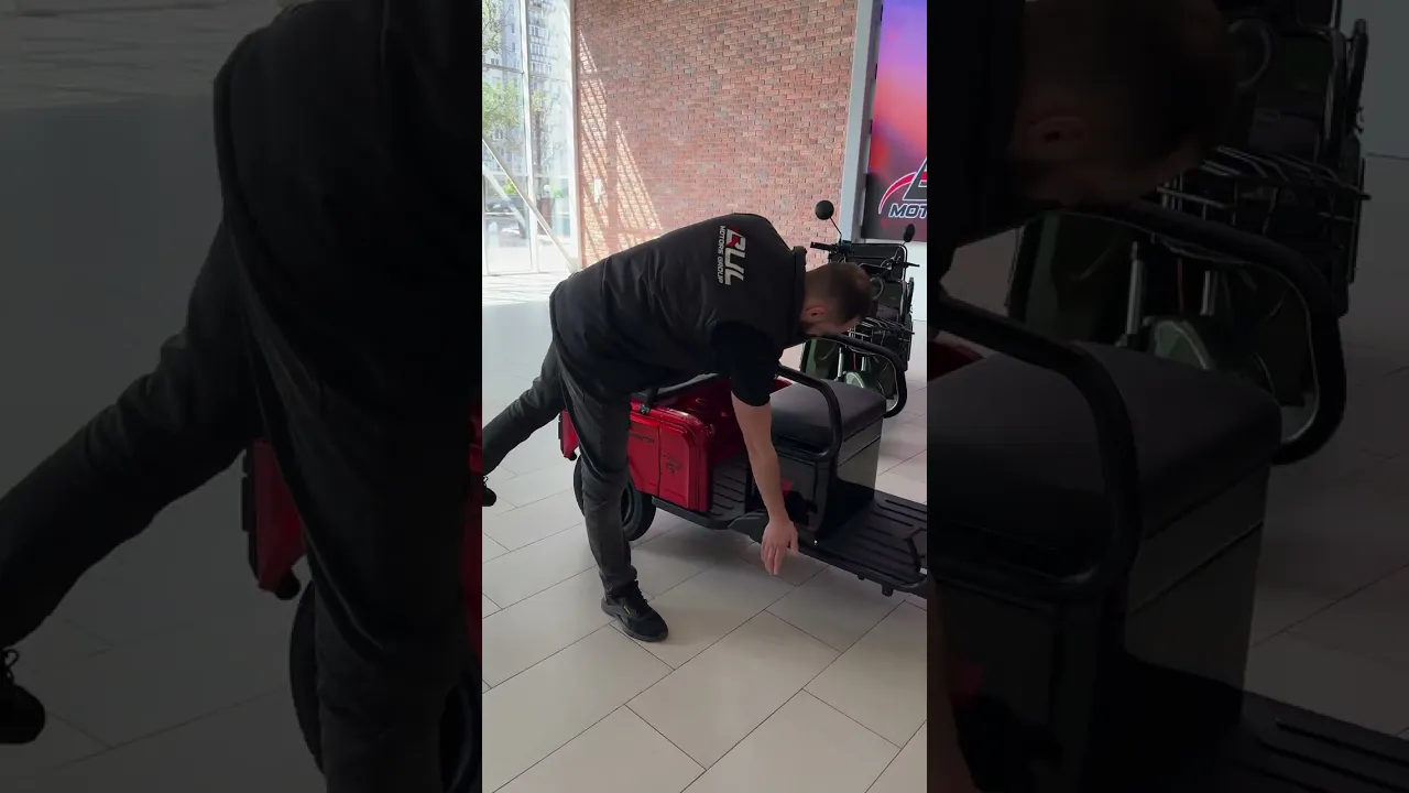 Електричний трицикл Billgery SPRINTER BS-23022 1000W 72V/23Ah, 3 місця, колеса 10", LED фари, сигналізація, кошик