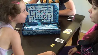 Pyramid of pengqueen : Initiation avec Abi et son parrain