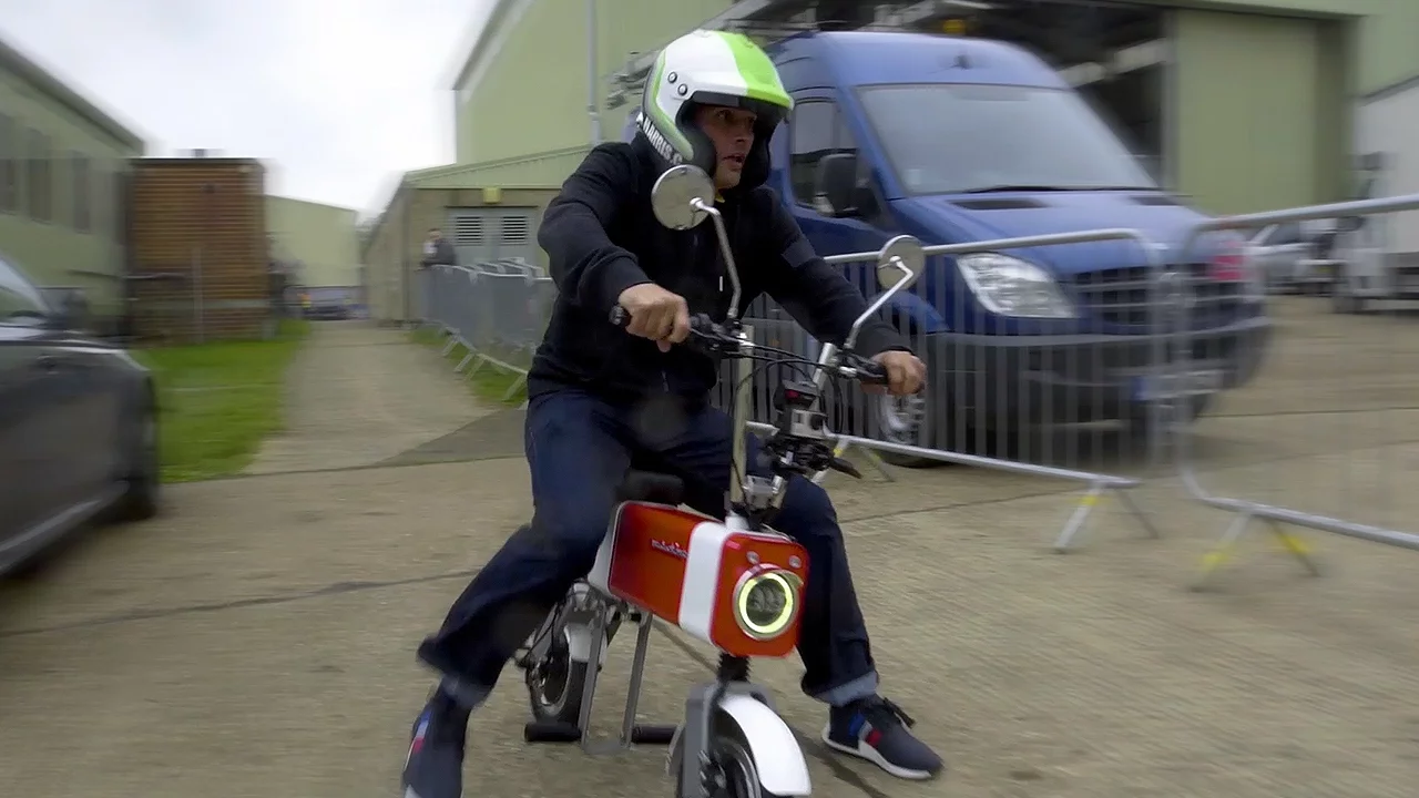 Chris Harris Vs Rory Reid: It's the Motochimp GP | Top Gear