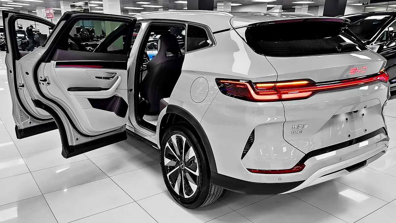 2025 BYD Plus - interior and Exterior Details (Impressive)