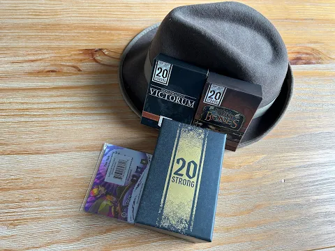 20 Strong Unboxing