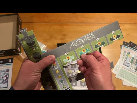 Algae Inc. - Unbiased Unboxing with John LaRuffa