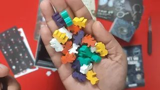 Unboxing Don't Go In There (English) by Indian Meeple