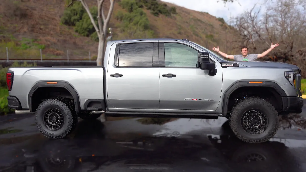 The 2024 GMC Sierra 2500HD AEV Edition Is a Huge $100,000 Truck That Can Go Anywhere