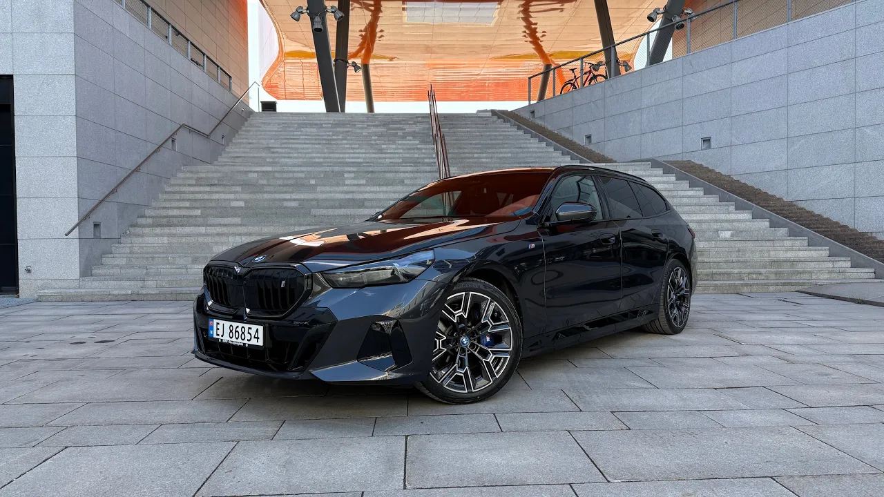 BMW i5 xDrive40 Touring  - DEL 1