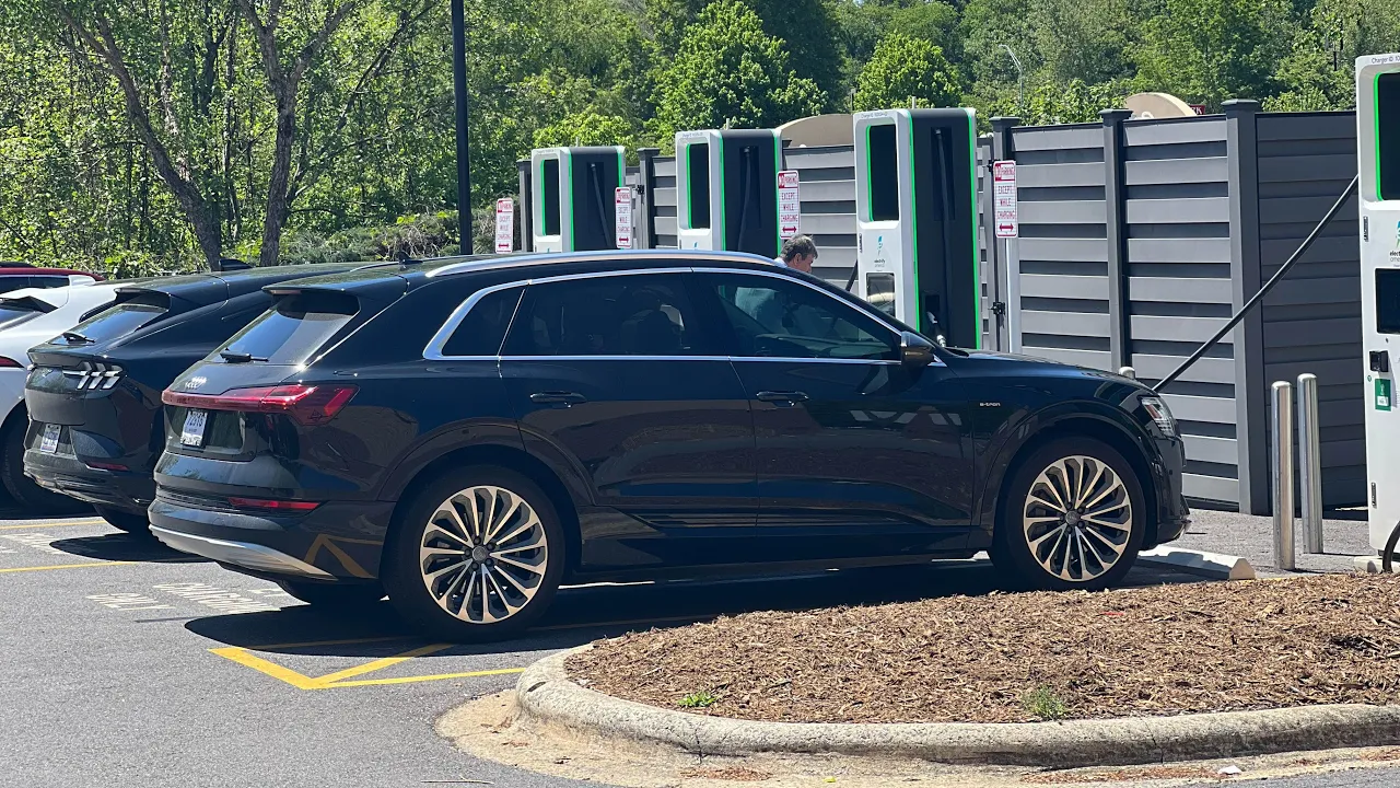 Driving Across The USA In Our Audi E-Tron! From North Carolina To Colorado - Part 1