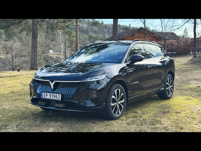 Test av Voyah Courage AWD: Svær familiebil for 400.000 kroner. Hva er baksiden