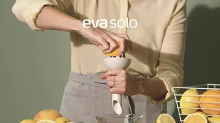 Eva Solo Green Tool Citrus Press product video.