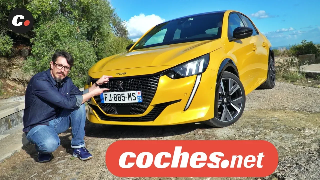 Peugeot 208 (y e-208 eléctrico) | Primera prueba / Test / Review en español | coches.net
