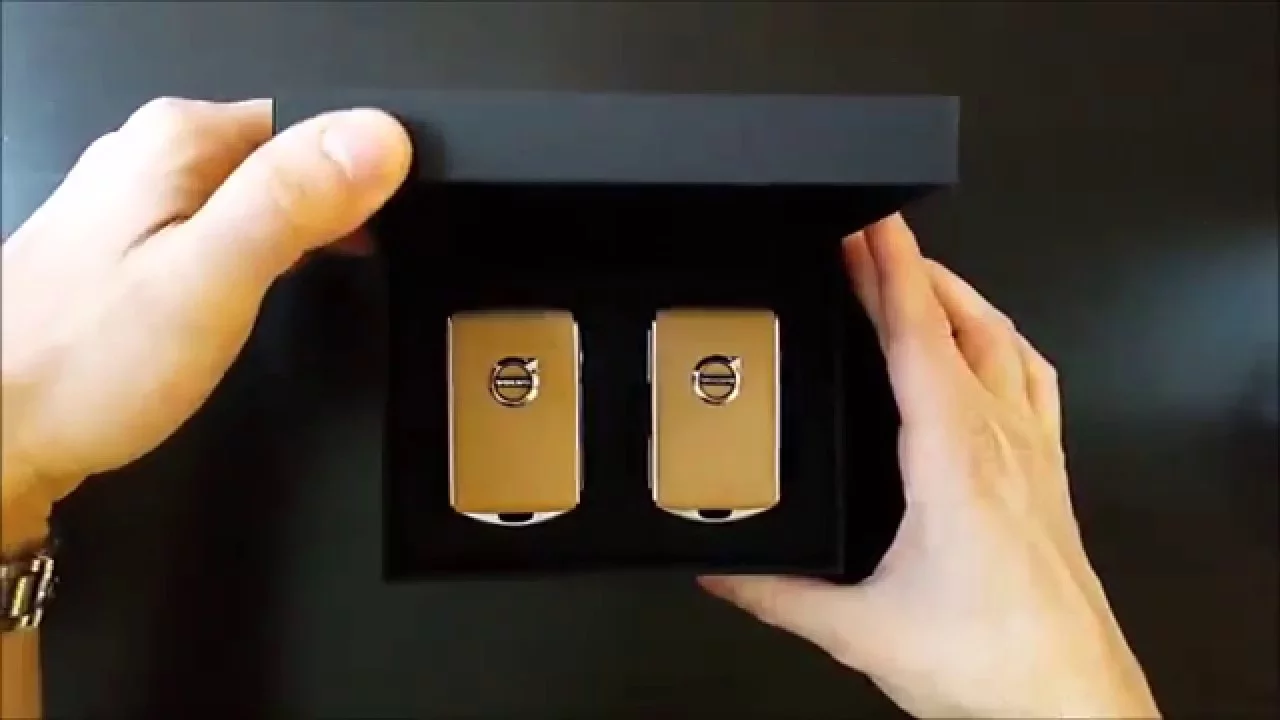 2016 Volvo XC90 key unboxing