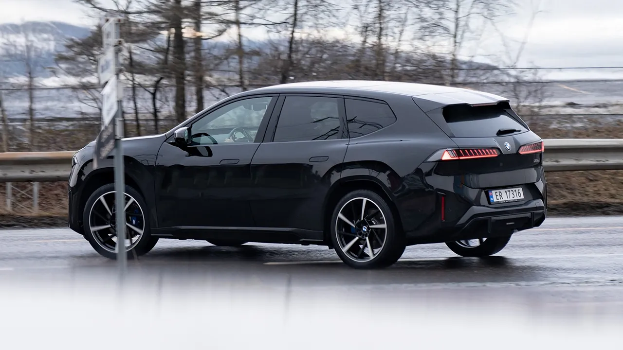 Jeg kjører nye BMW iX3 for første gang - dette lover bra!