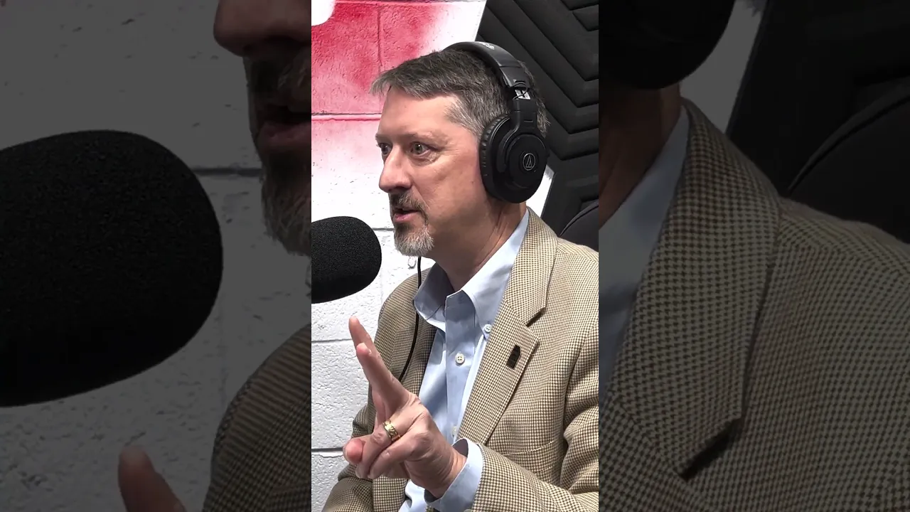 Thomas Kelly on the Munro Live Podcast!