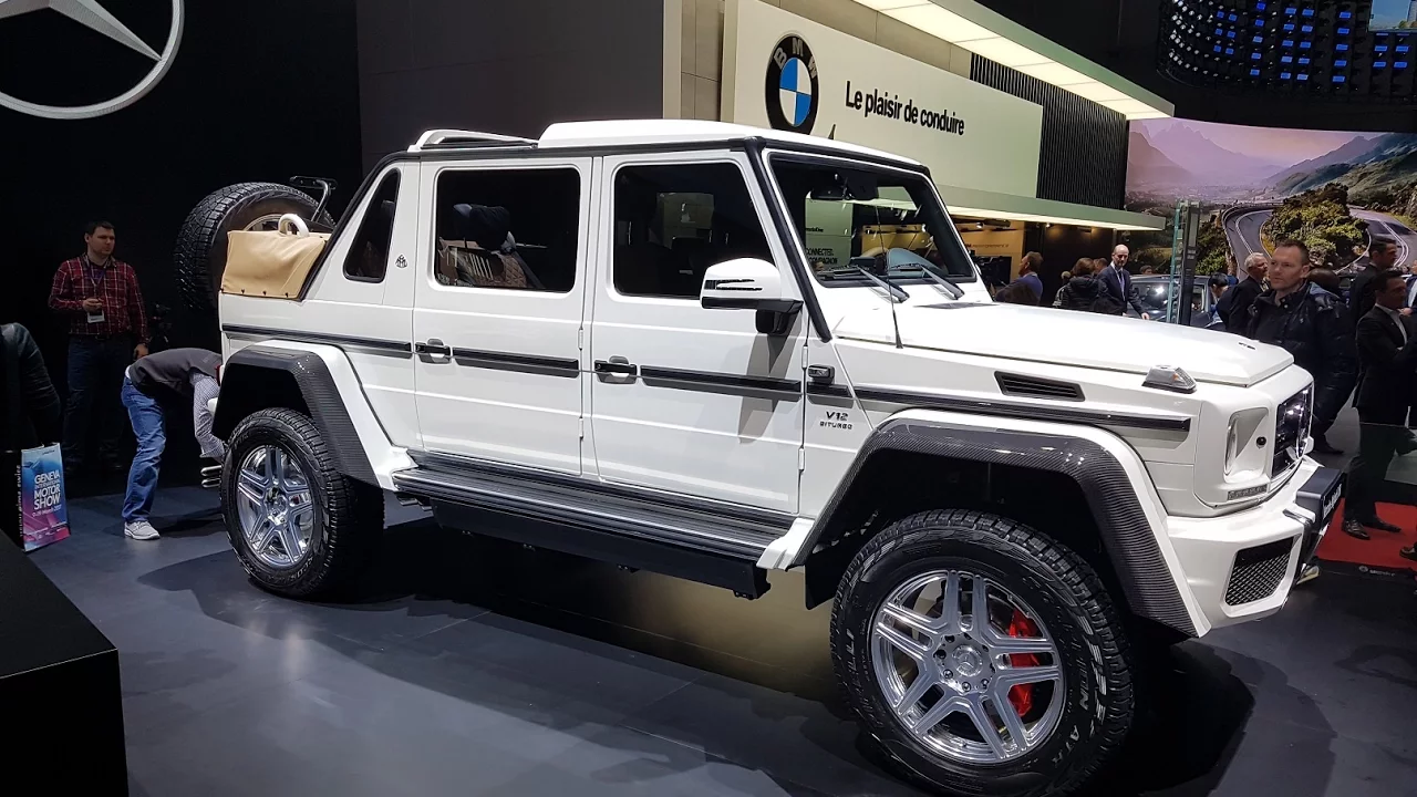 Mercedes Maybach G650 Landaulet - Geneva