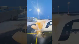 It’s like a spa day for planes! 🤣 #planes #aircraft #flying