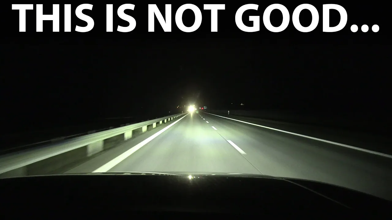 Hyundai Ioniq 9 adaptive headlights test