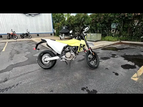 2026 Husqvarna 701 Supermoto Thumbnail alt