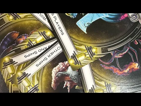 Multi-Faceted Yellow Alert Aliens in Cosmic Encounter