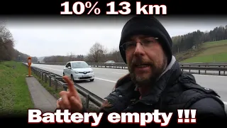 Renault Twingo ZE Electric - Ran out of battery on the Autobahn (at 10%, 13km Range)