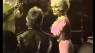 Kenny Rogers & Dolly Parton 1985 USO Commercial