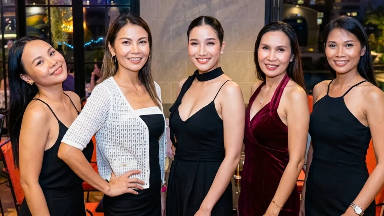 Men Choose Thai Matchmakers Over Dating Apps