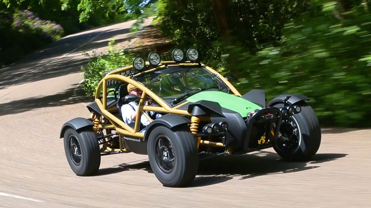 2015 Ariel Nomad - Matt Prior drives the Atom's muckier sibling