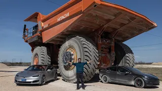 Here's What It's Like To Drive An Insanely Giant Mining Vehicle!