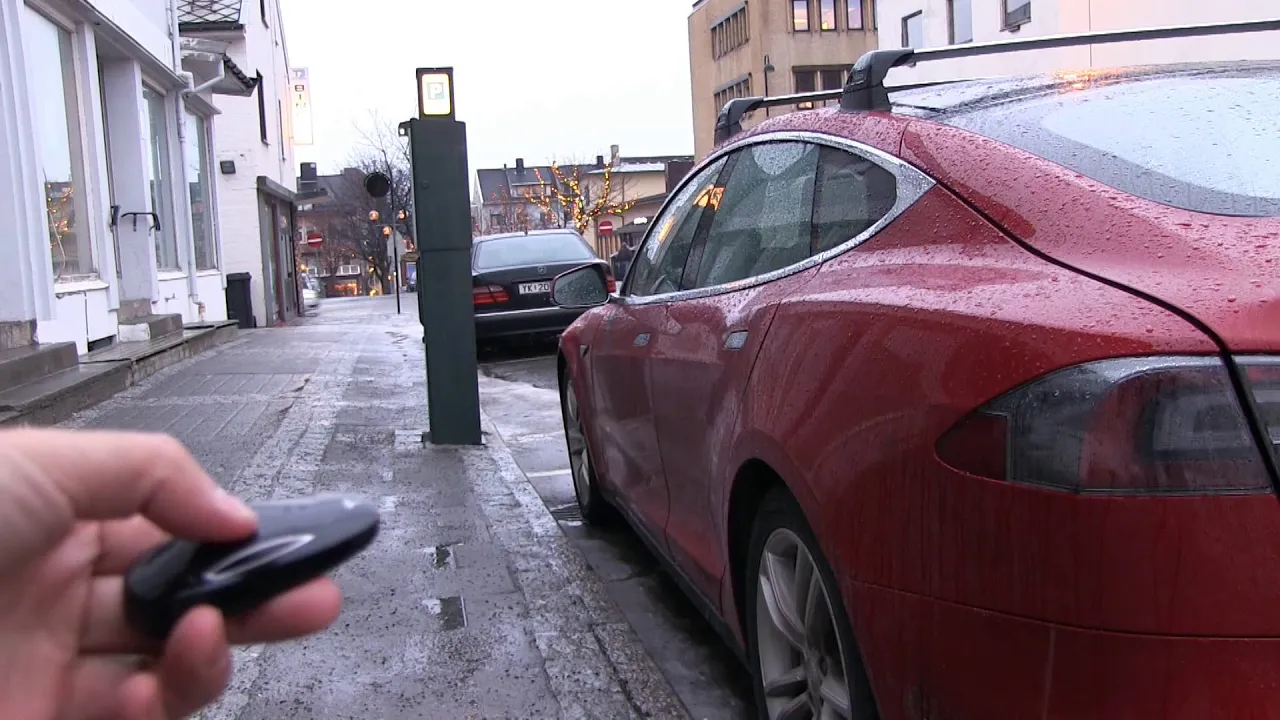 Tesla Model S software 7.1 review for non-autopilot
