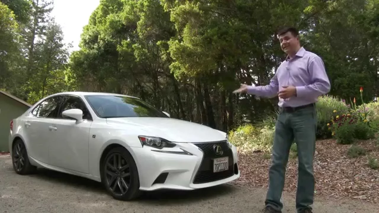 2015 Lexus IS 350 F-Sport Preview