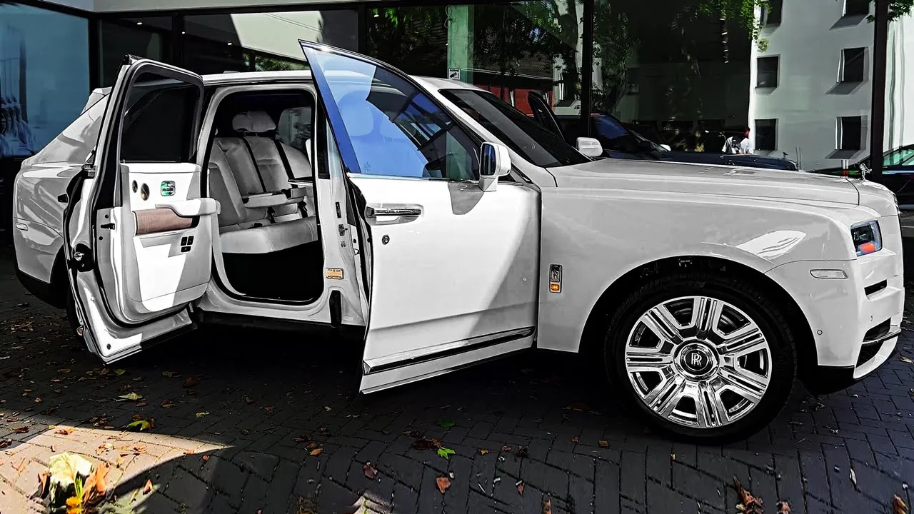 2024 Rolls Royce Cullinan - Sound, interior and Exterior Details