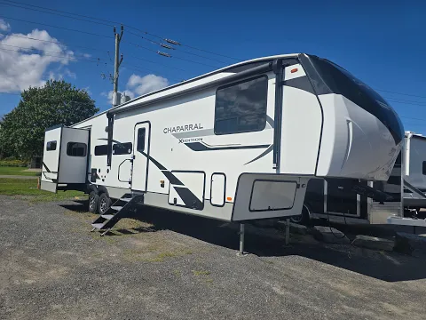 2023 Coachmen Chaparral X Edition 355fbx Thumbnail alt