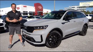 Is the 2022 Kia Sorento SX Prestige a BETTER luxury SUV than a Mazda CX-9?
