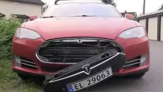 Millennium Falcon is wounded