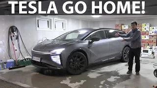 HiPhi X banana box test