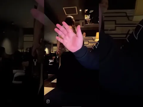 【インスタライブ】絶妙な三角の隙間を見せつけるキャバ嬢????????