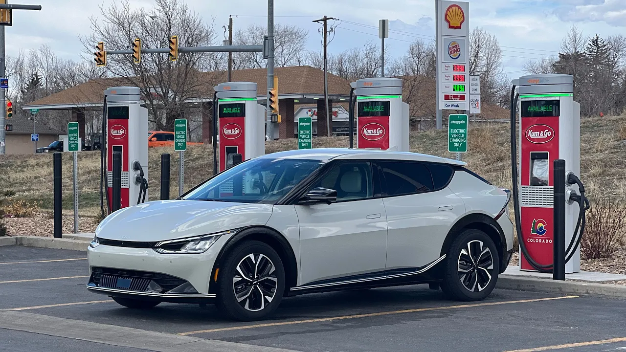 2022 Kia EV6 AWD 70-MPH Highway Range Test - (Wind 19” 77.4kWh)
