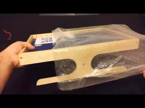 Abriendo la caja y partida de Klaaaaask