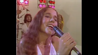 Nicolette Larson - Back In My Arms (Official Music Video)