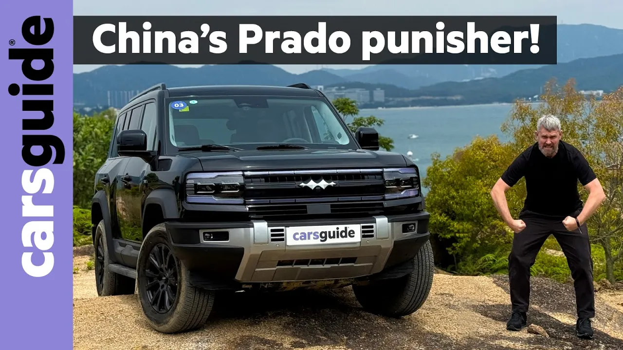 Denza B5 2026 review: BYD's new hybrid 4WD targets Toyota Prado! | Fangchengbao Leopard Bao 5 tested