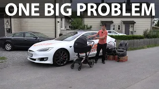 Tesla Model S Performance Raven baby seat and stroller test