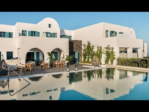 Außenansicht des Hersonissos Palace Hotels mit mehreren Etagen und Balkonen.