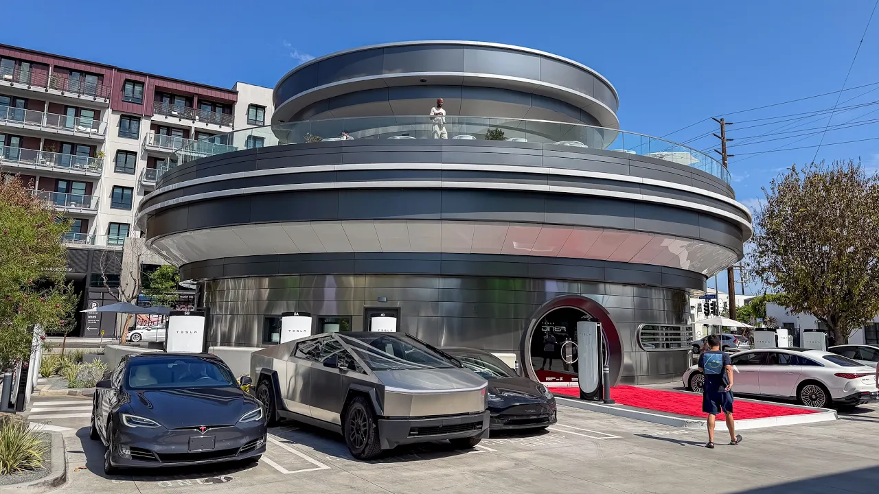 This Is The Busiest Fast Charging Station In The World