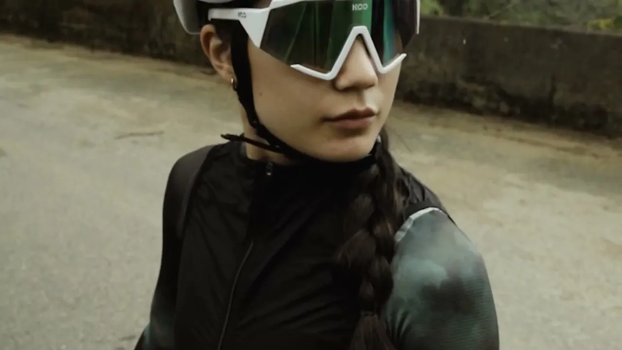 Vídeo de 4 Tri Store