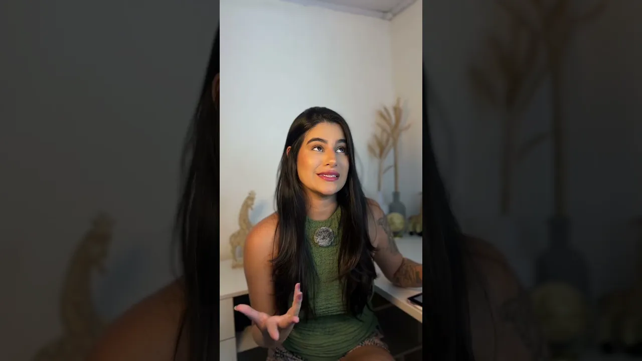 Vídeo de Simone Gomes Calçados
