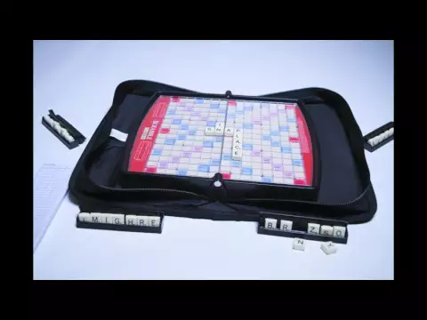 Scrabble To Go by Winning Moves