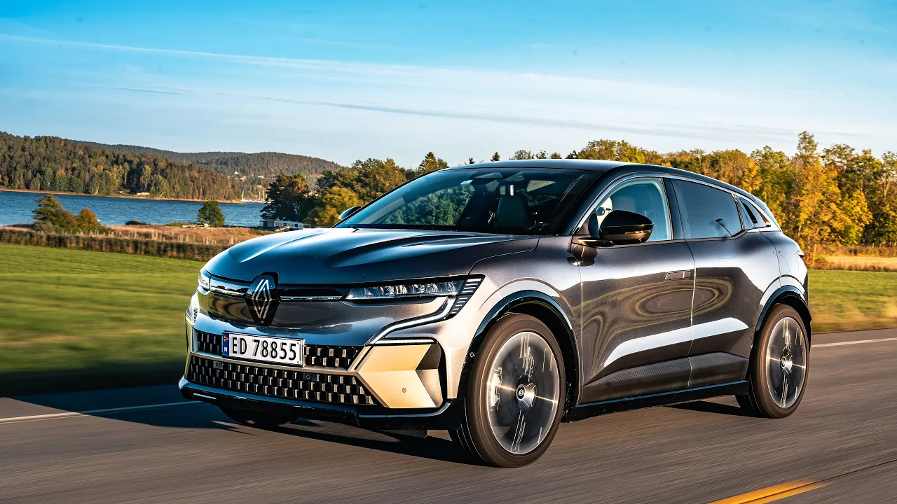 Test: Renault Megane E-tech - kvalitetsbil som taper på to kritiske områder