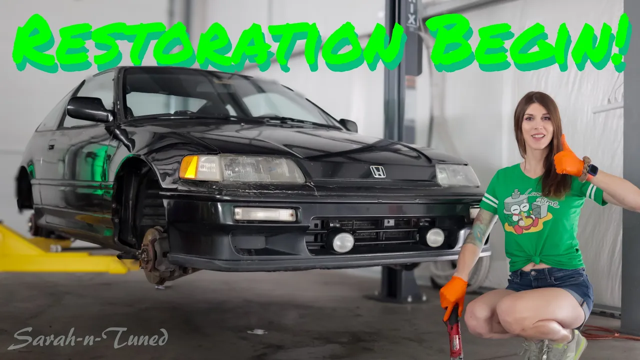 Stripping Down To It’s Core! // '90 Honda CRX Si