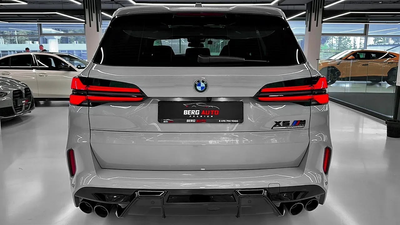 BMW X5M Competition (2025) - Powerful and Executive Sports SUV!
