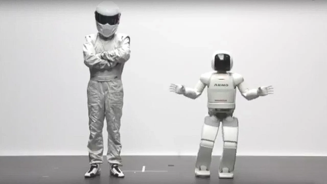 The Stig vs Asimo | Top Gear