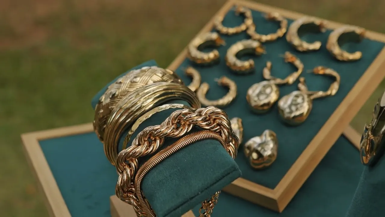 Vídeo de SUSAN FOLSTER I Semijoias de Luxo